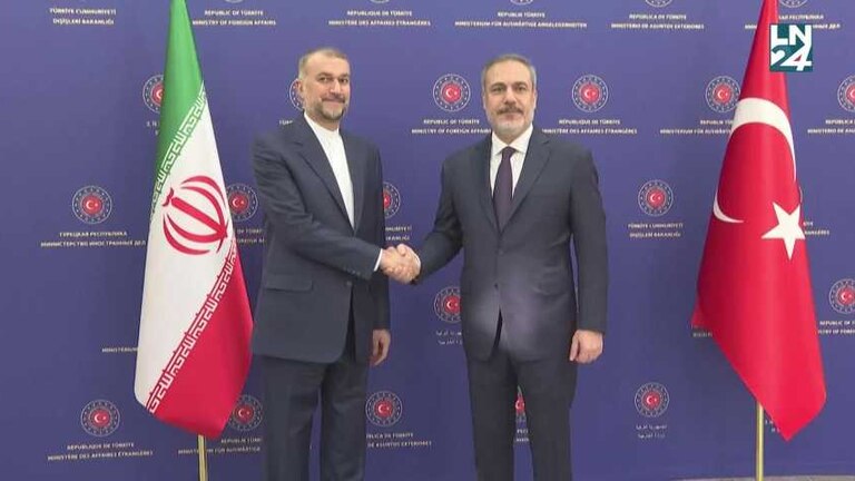 Le ministre turc des Affaires étrangères rencontre son homologue iranien Amir-Abdollahian